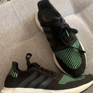 adidas swift run